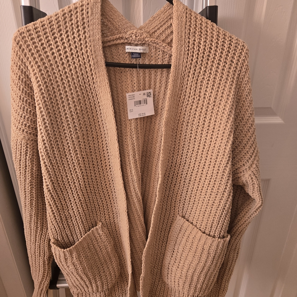 American Eagle Outfitters Women's Beige Cardigan